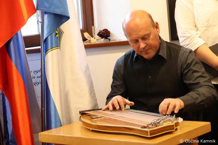 Odkritje novega doprsnega kipa generala Rudolfa Maistra v njegovi rojstni hiši (23)